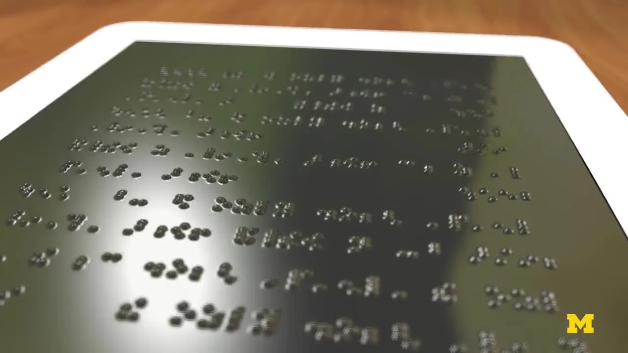 Il display con l'alfabeto braille