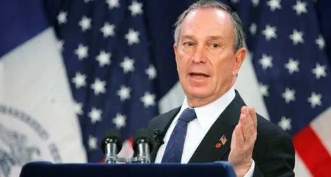 Bloomberg sbotta contro i social network