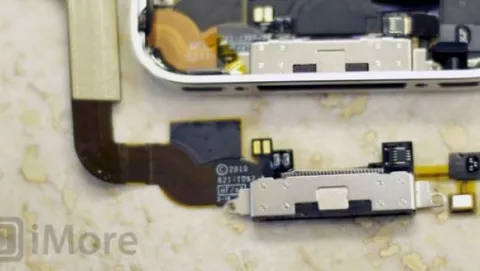 Apple studia un micro connettore dock per iPhone 5 ?