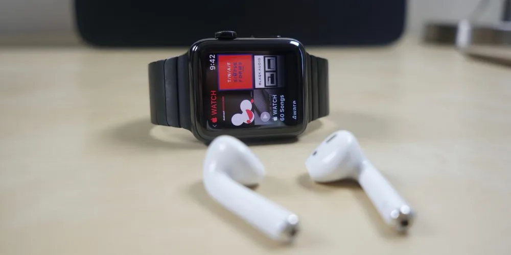 Apple Watch 3, supporto SIM ma niente chiamate, solo VoIP