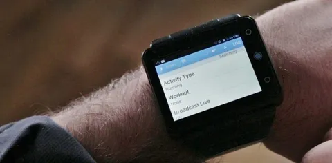 Neptune Pine, lo smartwatch in crowd funding