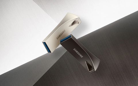 Flash Drive USB Samsung Bar Plus, veloce e robusto: sconto 45%