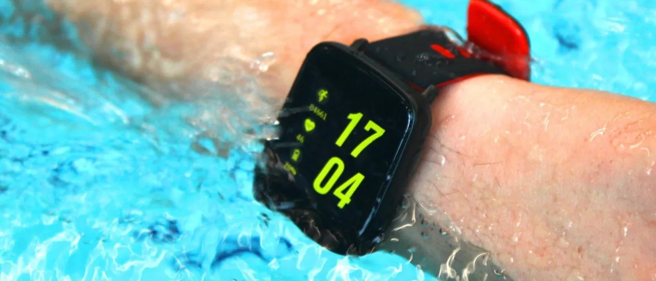 Smartwatch Yamay in offerta: fitness e notifiche