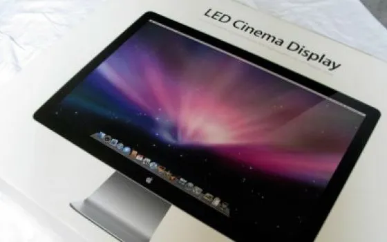 Apple Cinema Display 24