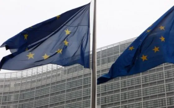 La UE avvia un'indagine sulle esplosioni di iPhone