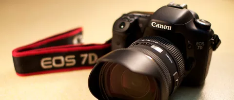 Canon EOS 7D Mark II: mirino ibrido e altre novità
