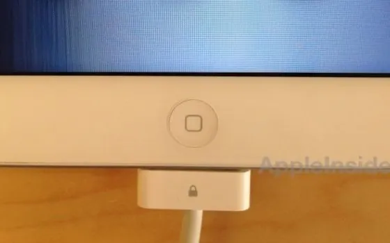 Apple Store, ecco i nuovi connettori Dock antifurto