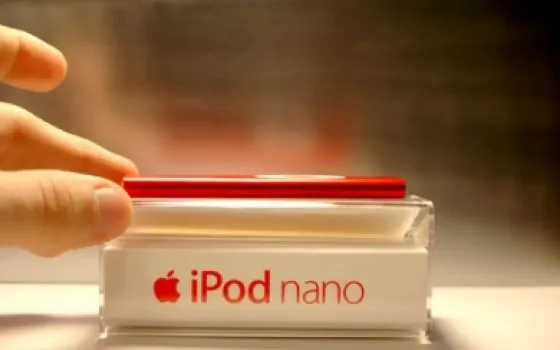 Spacchettando iPod Nano (PRODUCT) RED