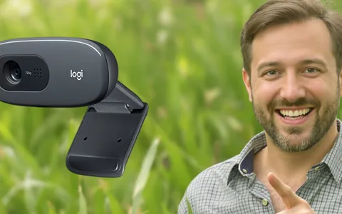Webcam Logitech con microfono integrato a meno di 20€ su Amazon (-57%)