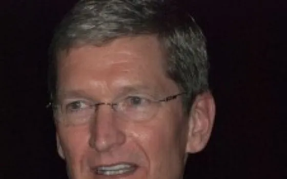 La Silicon Valley corteggia Tim Cook ma Apple se lo tiene stretto