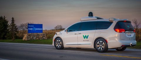 Waymo produrrà auto a guida autonoma in serie