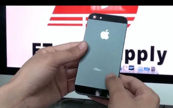 Un video mostra la scocca del nuovo iPhone