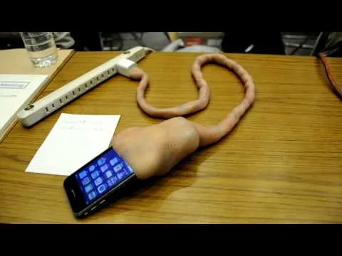 iPhone充電ケーブル