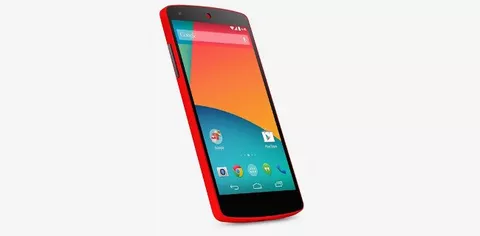 Il Nexus 5 di colore rosso disponibile in Italia