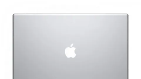 Nuovi MacBook Pro: potenza, LED e Multi-touch