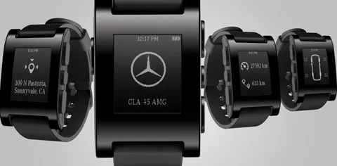 Lo smartwatch Mercedes che si connette all'auto