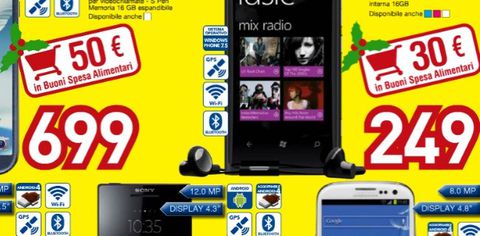 Volantino Euronics: Nokia Lumia 800 a 249 euro