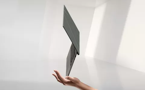 ASUS annuncia Zenbook S 13 OLED: il 13 pollici più sottile al mondo