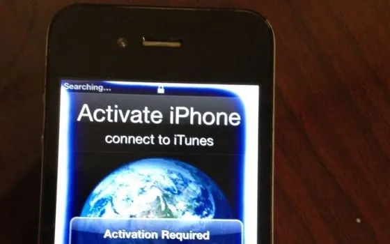 6 mesi sotto 2 metri d'acqua, ma l'iPhone funziona ancora