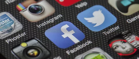 Casapound scompare da Facebook, profili cancellati