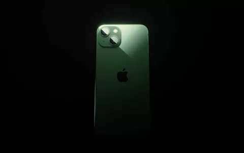 iPhone 13 Mini verde: disponibile e già IN SCONTO