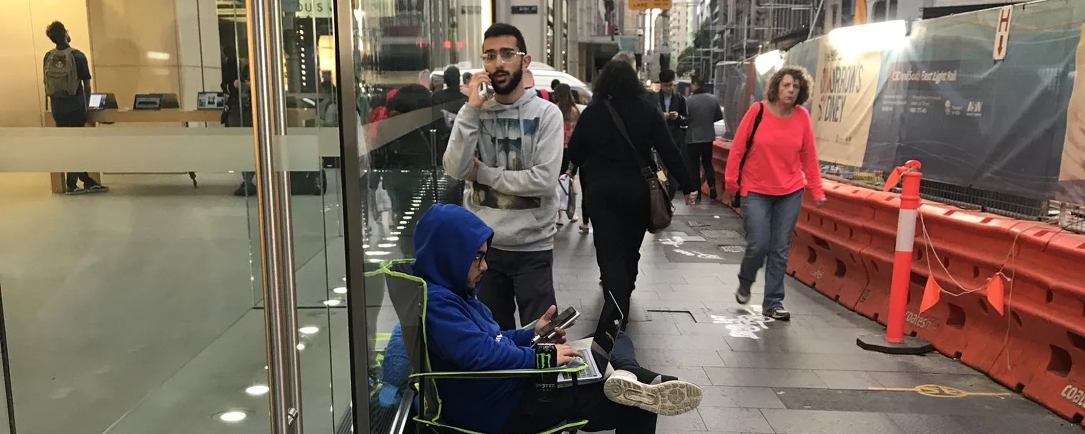 Evento iPhone X: si formano già le prime file davanti gli Apple Store