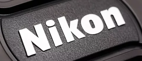 Anche Nikon ha il suo bastone per i selfie