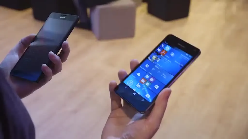 MWC 2016: Microsoft Lumia 650 con Windows 10
