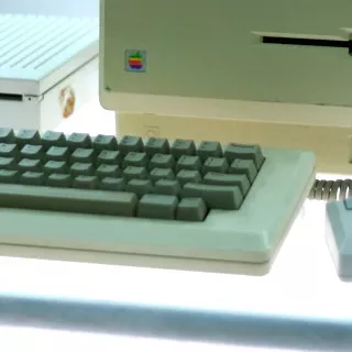 Il Macintosh compie 30 anni