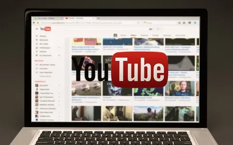 YouTube, stretta sugli AdBlock: le pubblicità dureranno ore