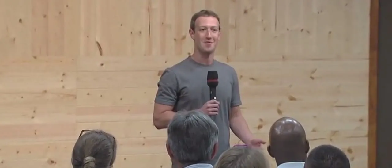Mark Zuckerberg spiega il senso dell'App Messenger