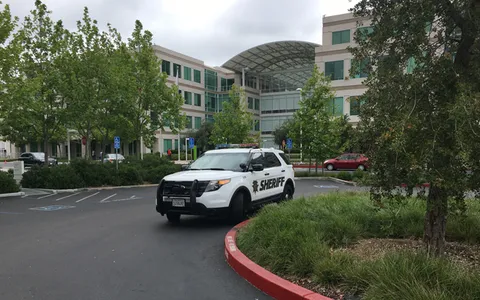 Morte misteriosa al Campus Apple, l'uomo deceduto era un dipendente
