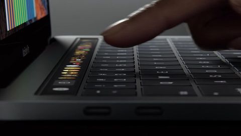 MacBook Pro con Touch Bar: cosa fare prima di venderlo
