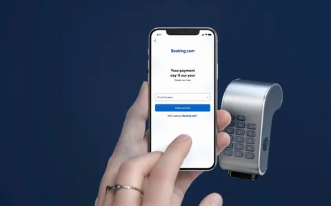 Revolut Pay rivoluziona i pagamenti su Booking.com: nuova partnership globale