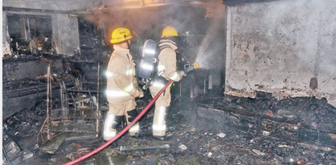Esploso un Galaxy S4: bruciata un'intera casa