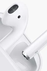 Apple AirPods piacciono più di Apple Watch Series 2