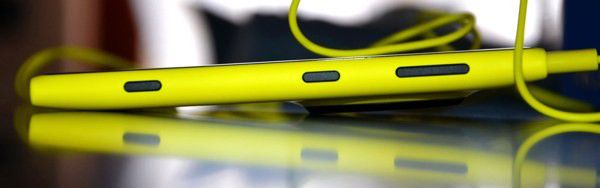 Nokia Lumia 1020, appoggio orizzontale