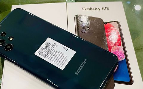 Samsung Galaxy A13, eccola l'offerta che aspettavi da mesi per acquistarlo