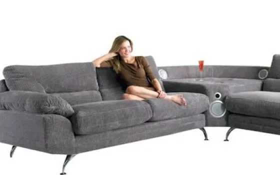 Sound Sofa, il dock per iPhone col divano intorno