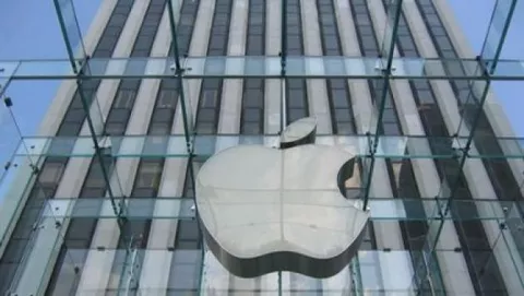 L'Apple Store sulla 5th Avenue incassa 440 milioni di dollari all'anno