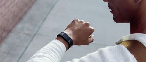 Fitbit aggiorna il Charge 2 con nuove funzionalità