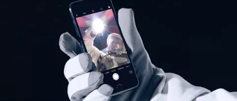 Apple e The Rock per un cortometraggio su Siri