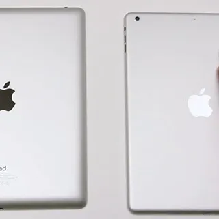 iPad 5: logo a specchio e confronto con iPad 4