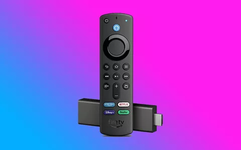 Fire TV Stick con telecomando vocale Alexa a soli 27€: offerta BOMBA