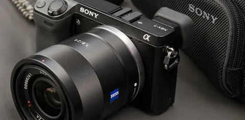 Sony NEX-7n, online le specifiche della mirrorless