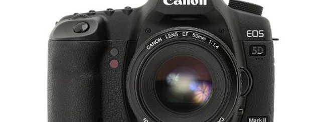 Canon 5D Mark III a marzo, dopo Nikon D800?