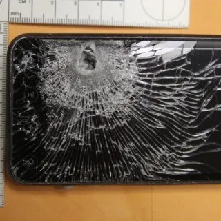 Uno smartphone HTC ha salvato la vita di un uomo