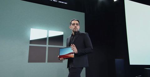 Surface Pro X ufficiale, torna la piattaforma ARM