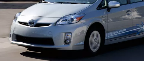 Toyota, aggiornamento software per la Prius