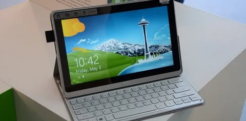 Acer Aspire P3, ibrido ultrabook-tablet Windows 8